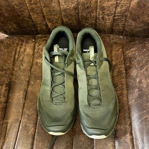 Worn 1 time approach shoes.